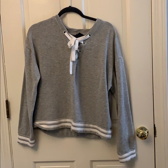 Sweatshirt - Picture 1 of 3